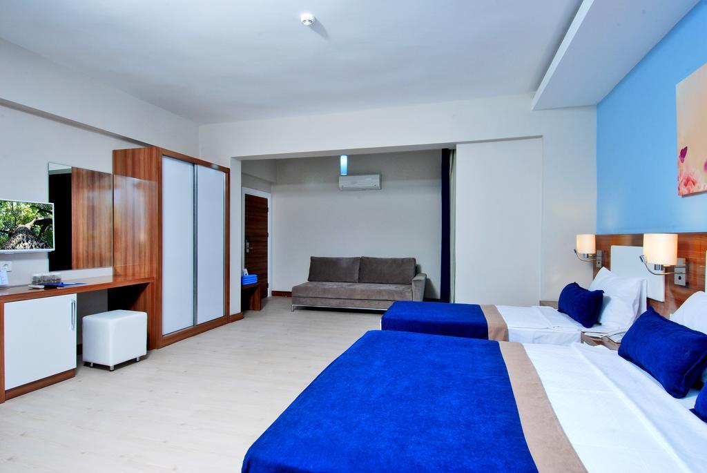 Kleopatra Ramira Otel 4*